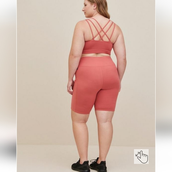 Torrid Happy Camper Dusty Clay Brushed 9 " Inseam Biker Shorts w/ Pockets - Picture 4 of 10